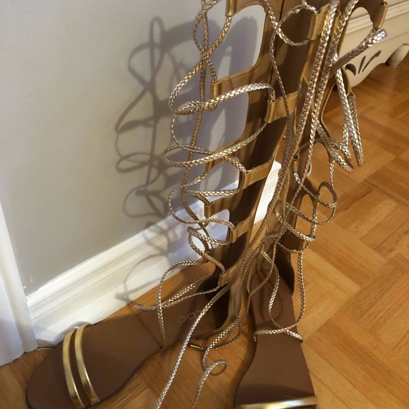 Alligator Sandals- Gold - Picture 2 of 2